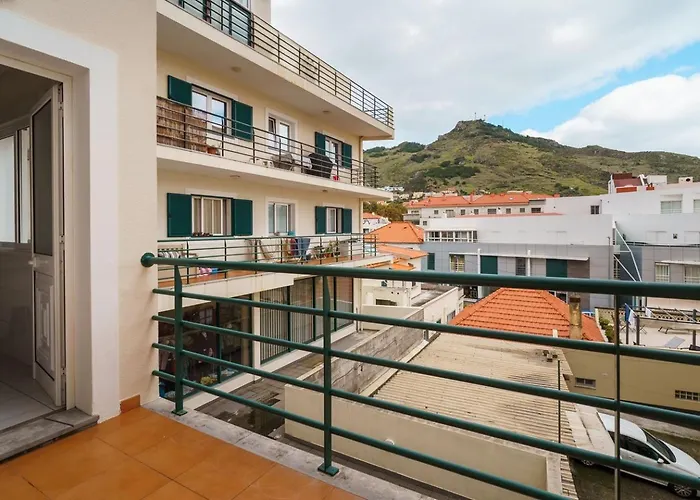 Guestready - With Balcony Apartment
