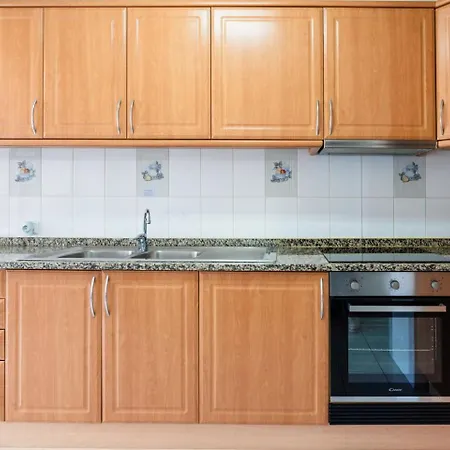 Guestready - With Balcony Apartment