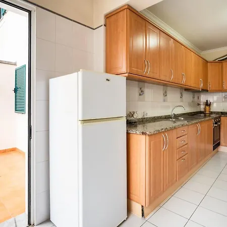 Guestready - With Balcony * Machico (Madeira)